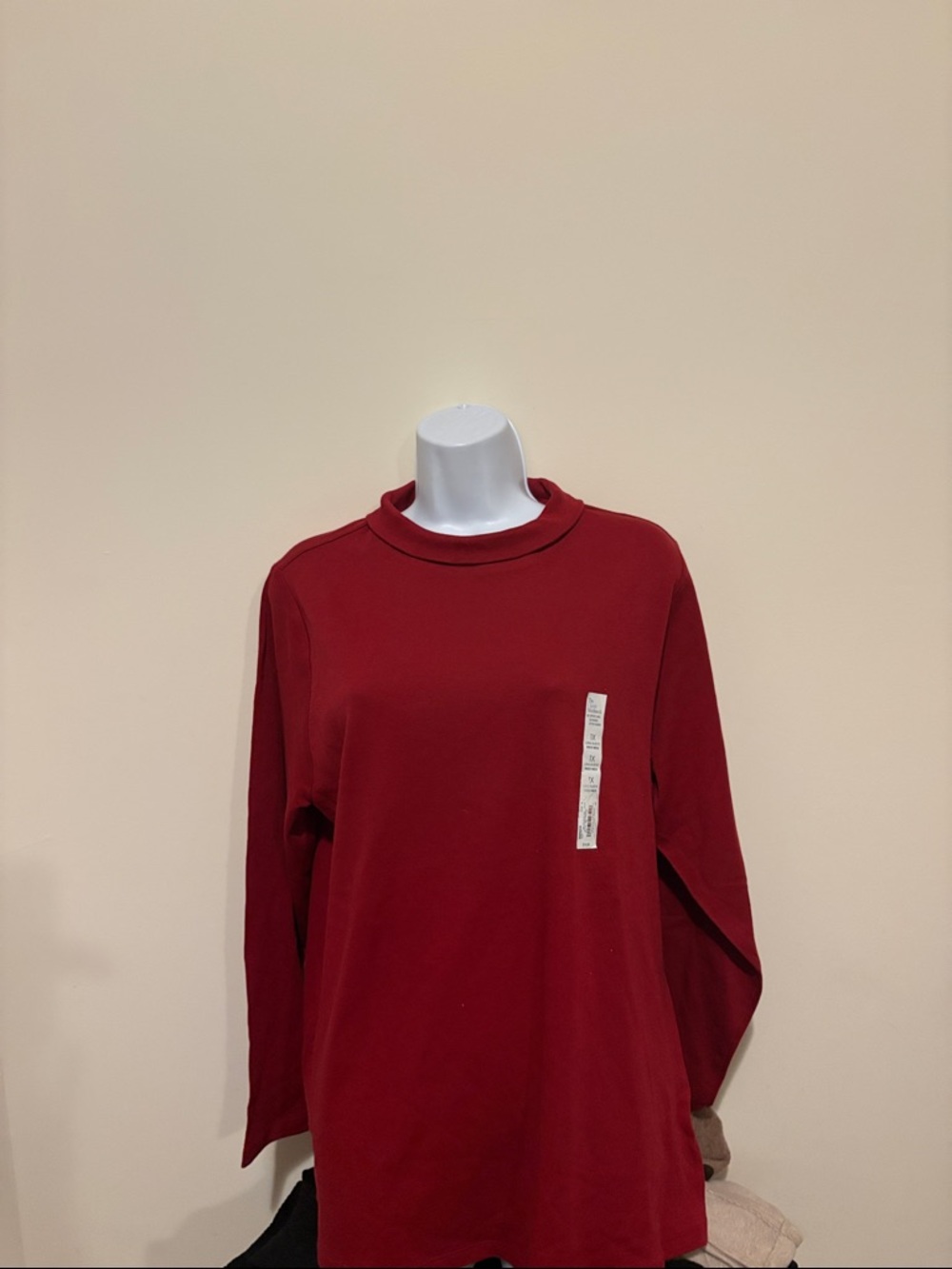 NWT Classic Apple Red Long Sleeve Mockneck Top in 1X